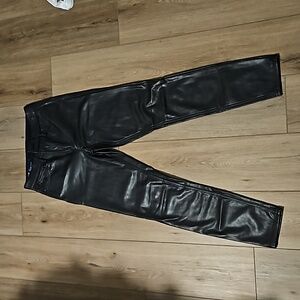 Gap Black Vegan leather straight leg pants size 4/27
